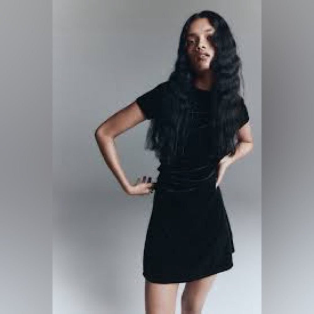 H&M | Black Velvet Mini Dress Size M NWOT - Picture 5 of 5